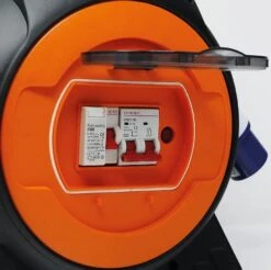 Maypole 15M Roller Mobile Mains Power Unit With LED Light MP3767 -Nature Camping Store 3767 safety switch 2 ol