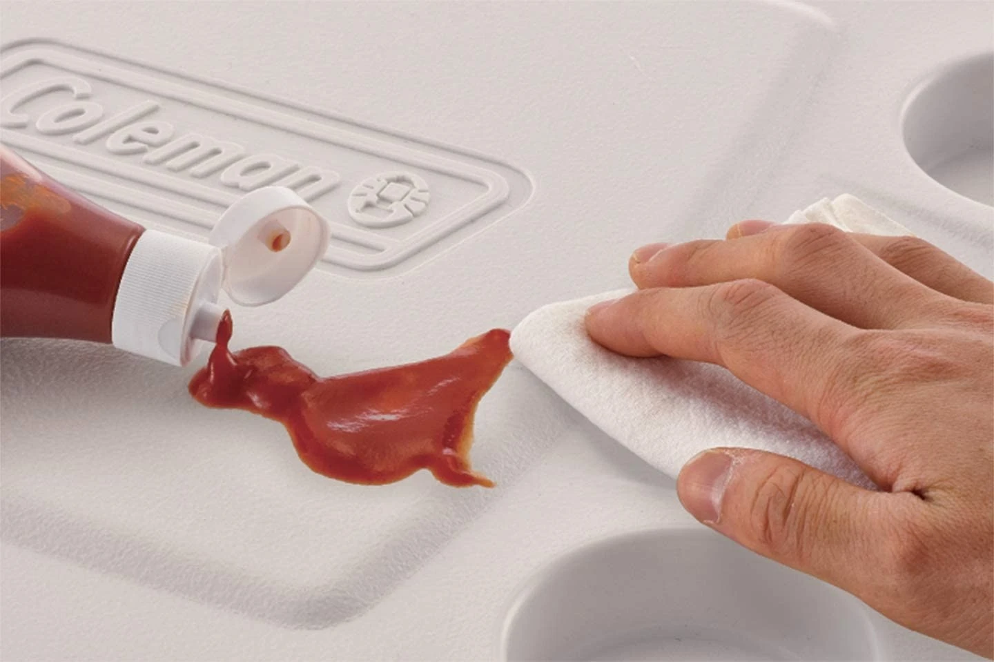 Coleman Marine 50Qt 47L White Cooler 3000005137 8 Coleman Marine 50Qt 47L White Cooler 3000005137 - Image 6