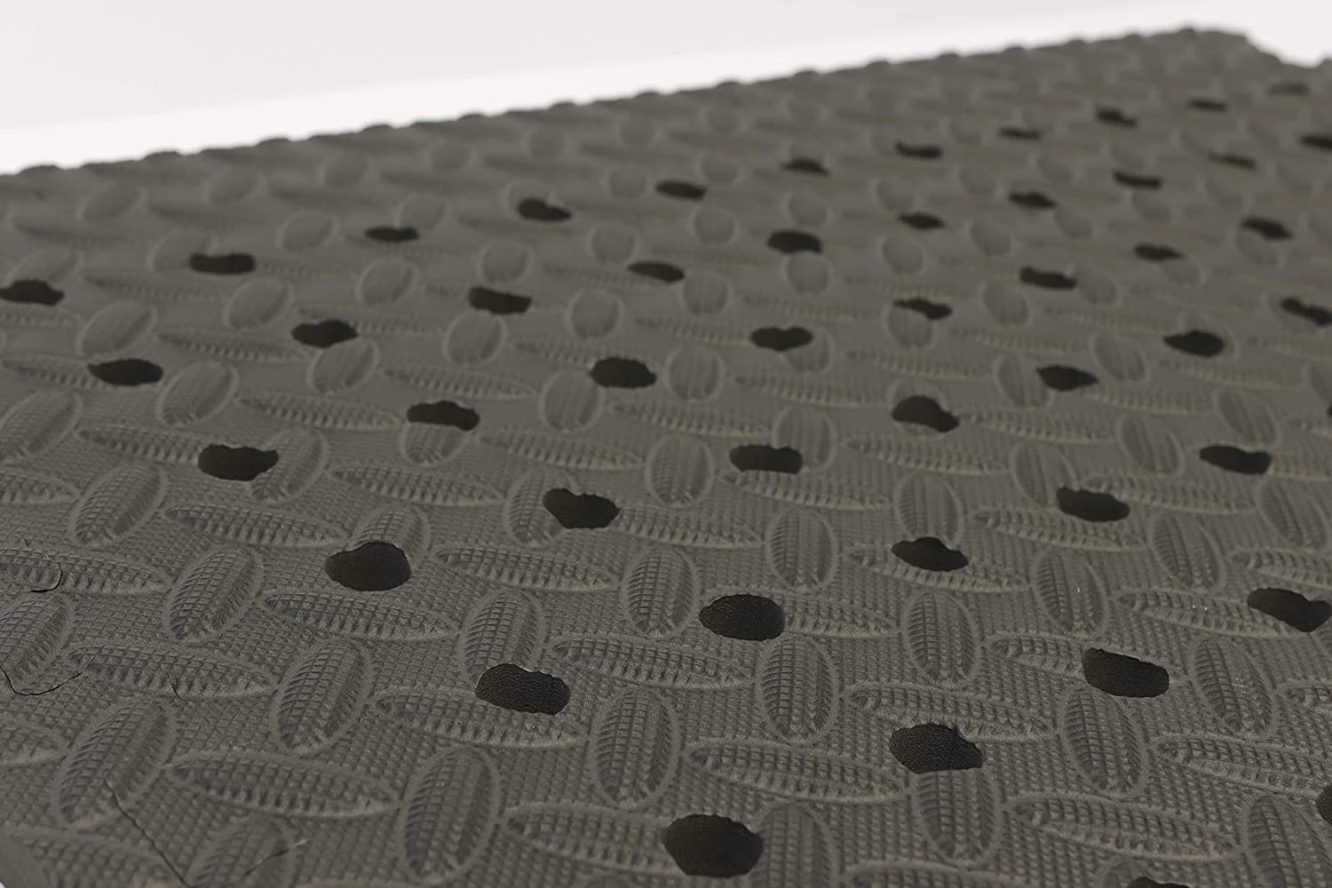 Leisurewize LWACC241 Eva Floor Tiles- 4 Tiles + 8 Edging Strips, 60 X 60 Cm 3 Leisurewize LWACC241 Eva Floor Tiles- 4 Tiles + 8 Edging Strips, 60 X 60 Cm