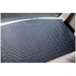 Streetwize Vehicle Boot Protective Mat SWCRM21 -Nature Camping Store streetwizebootmatswcrm21inuse